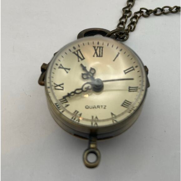 Skeleton Back Swivel Design Quartz Pendant-Pocket Watch-Necklace-New Battery - Picture 1 of 5